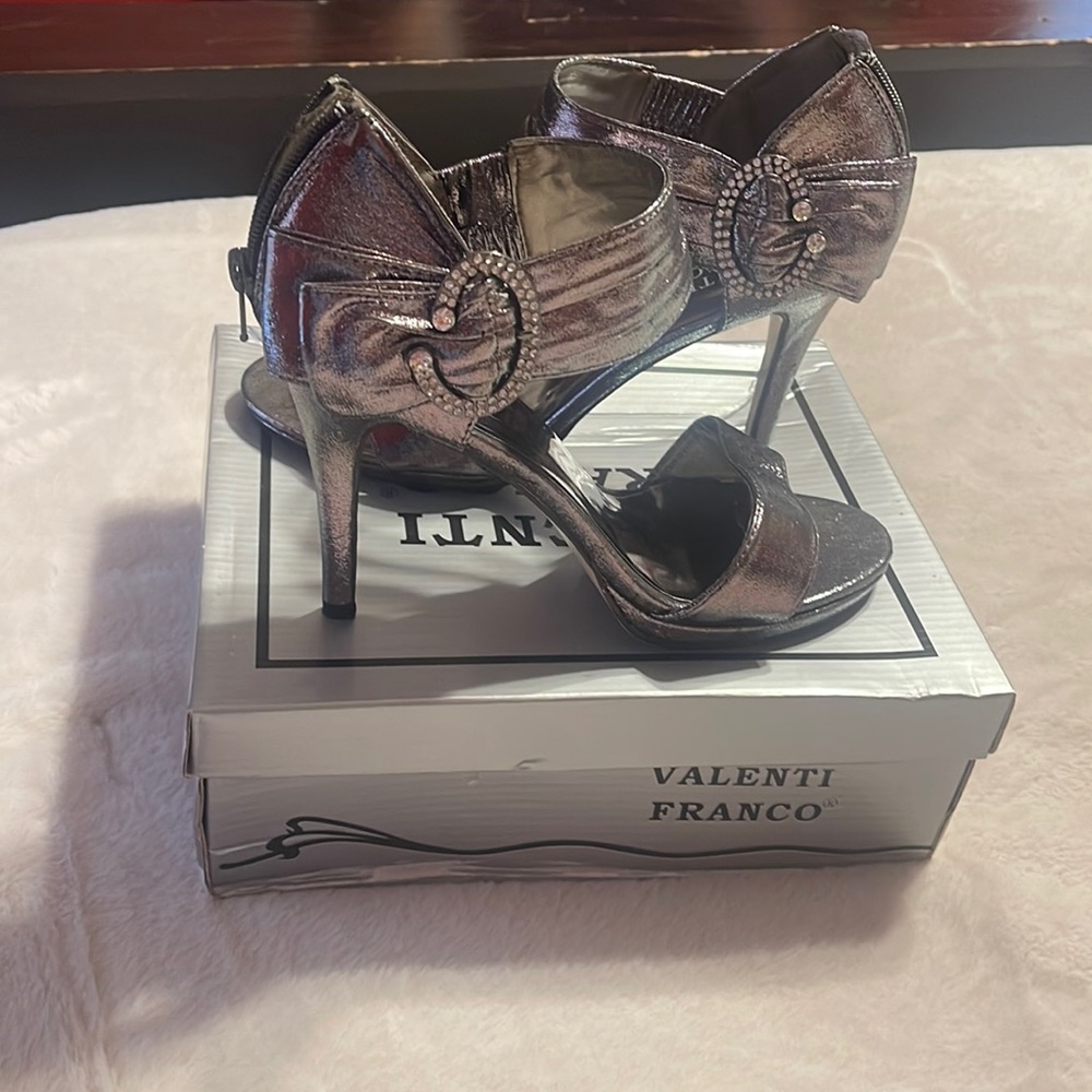 Valenti Franco Pewter Color Heels
